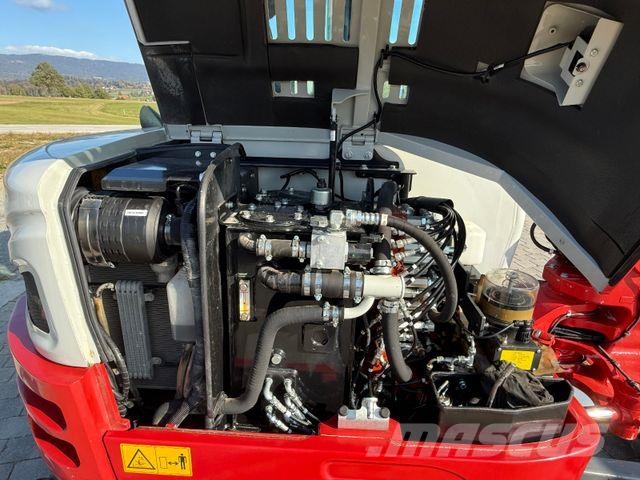 Takeuchi TB260 mit Powertilt حفارات صغيرة أقل من 7 طن (حفارات صغيرة)