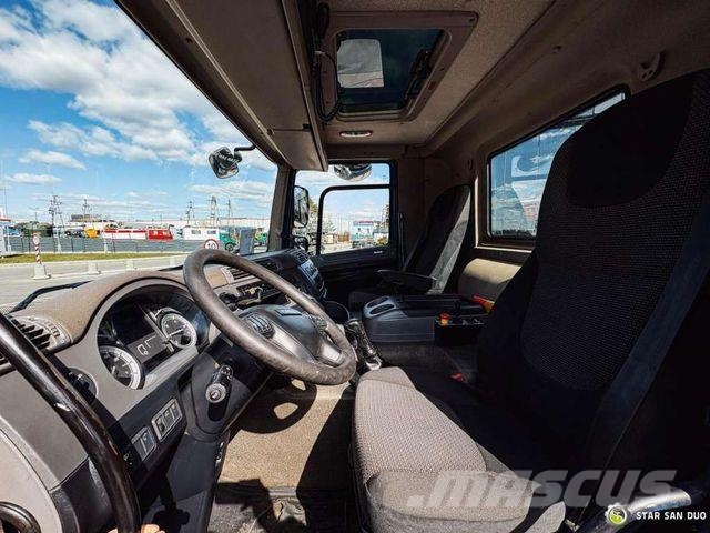 Tatra T158 PHOENIX 6x6 Euro 6 Treileri ar āķi