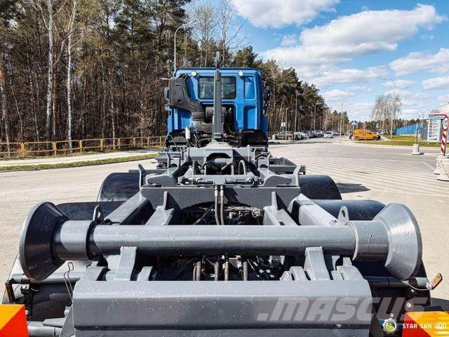 Tatra T158 PHOENIX 6x6 Euro 6 Treileri ar āķi
