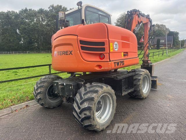 Terex TW 75 Ratasekskavaatorid