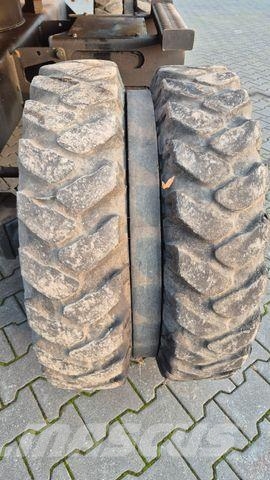Terex TW 85, Schaeff 905M, 19.900€ netto Hjulgravere