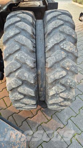Terex TW 85, Schaeff 905M, 19.900€ netto Hjulgravere