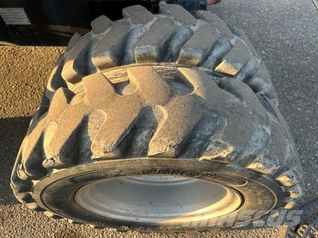 Terex TW85 VERSTELLAUSLEGER, SCHNELLW ZSA 3X LÖFFEL Ratiniai ekskavatoriai