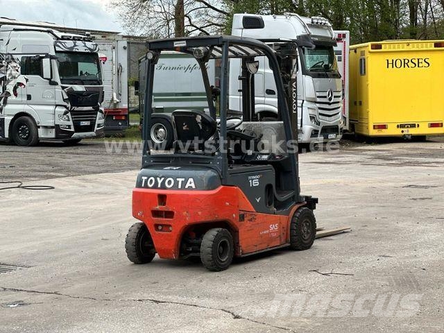 Toyota 8FBMK 16T 48V 전동 지게차
