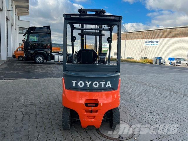 Toyota 9FBMK30T / Duplex: 3.90m / nur 317h! / SS Empilhadores eléctricos