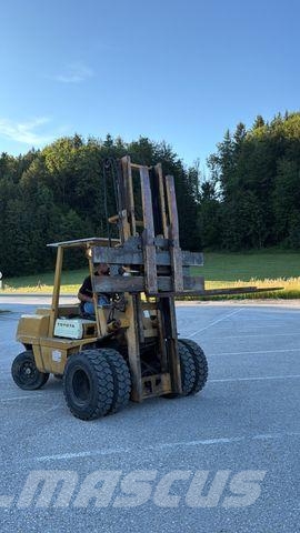 Toyota GELÄNDESTAPLER Terenski viličar