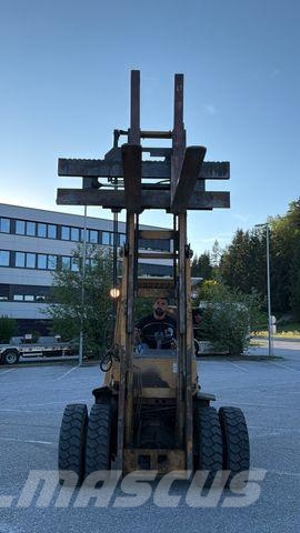 Toyota GELÄNDESTAPLER Elevatore per esterni