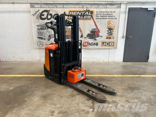 Toyota SPE 125 / nur 378h ! / Batterie 2025 / HH:3.35m 高举式装载机