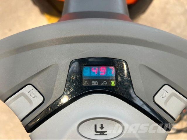Toyota SWE 120L / nur 497h ! / 2024 / HH: 4.15m 高举式装载机