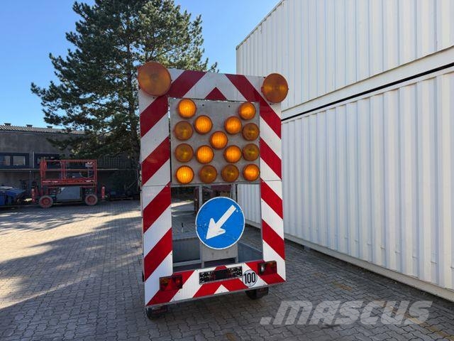 Trebbiner Horizont Absperrtafel Overige aanhangers