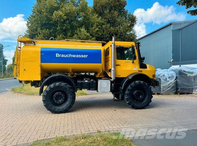 Unimog Modell - U5000 - Tankwagen - 4x4 - 5000 L - 150 Automobilinės cisternos