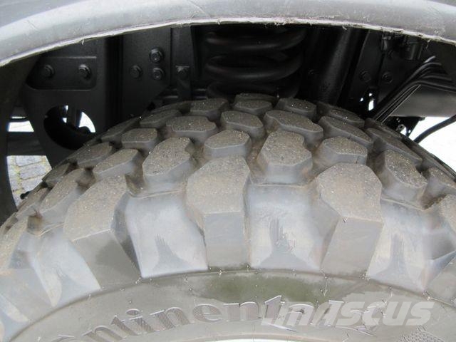 Unimog U 400 three-way tipper / Atlas crane 65.2, air con Bañeras basculantes usadas