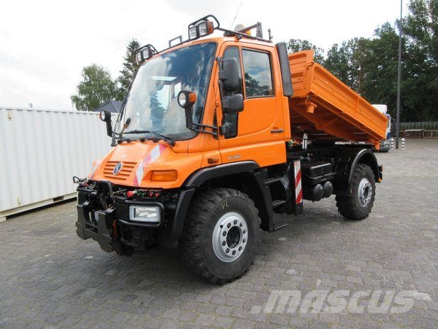Unimog U 400, three-way tipper (DSK), long wheelbase, air Bañeras basculantes usadas