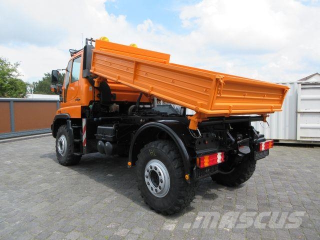 Unimog U 400, three-way tipper (DSK), long wheelbase, air Bañeras basculantes usadas
