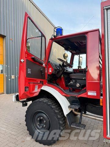 Unimog U1550 - 4x4 - Pritche-Plane - Feuerwehr - 14 TKm Pritsche & Plane