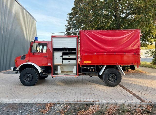 Unimog U1550 - 4x4 - Pritche-Plane - Feuerwehr - 14 TKm Pritsche & Plane