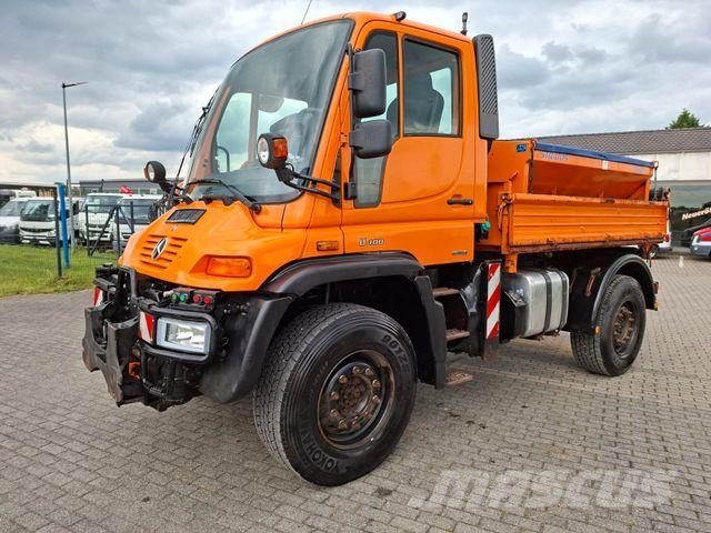 Unimog U400 Platós / Ponyvás teherautók