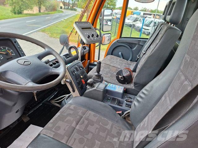Unimog U400 Platós / Ponyvás teherautók
