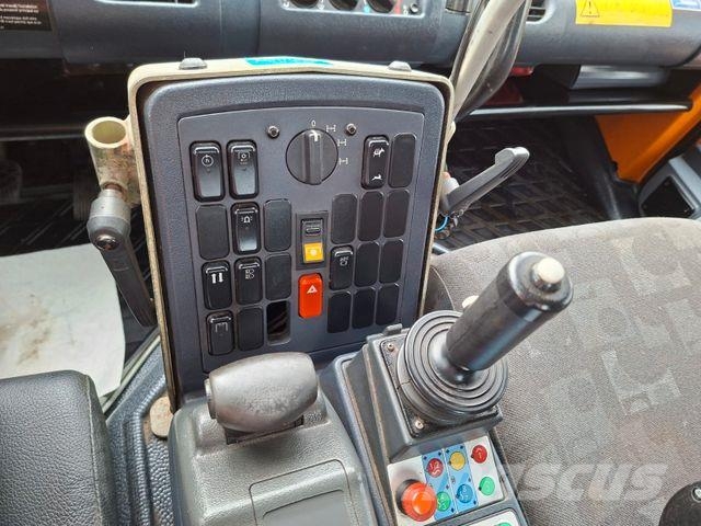Unimog U400 Platós / Ponyvás teherautók