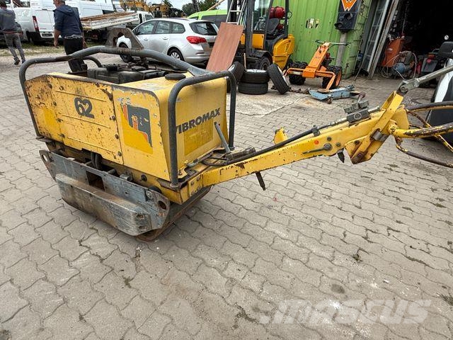 Vibromax Grabenwalze w62 مداحل متنوعة