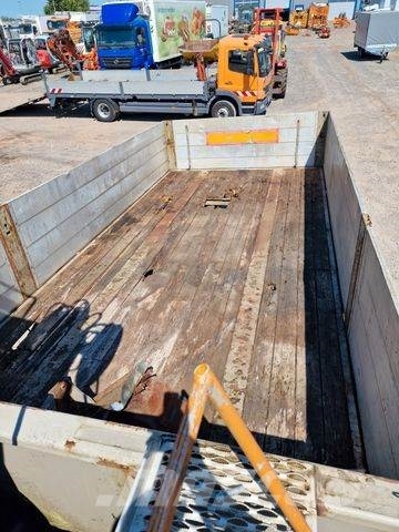 VM Trailers / Tri Axle crane Kran Hiab 095-1 Lavapuoliperävaunut