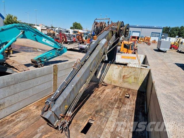 VM Trailers / Tri Axle crane Kran Hiab 095-1 Lavapuoliperävaunut
