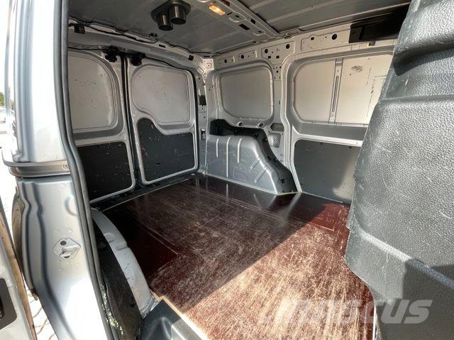 Volkswagen Caddy L1 KA Cargo/ Hecktüren/ AHK/ Airbag Paket Изотермический фургон