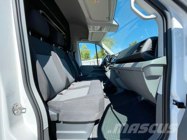 Volkswagen Crafter 35 Maxi KA/ FWD/ AC/ PDC/ Navi/ AHK 3.0t Furgonetas cerradas