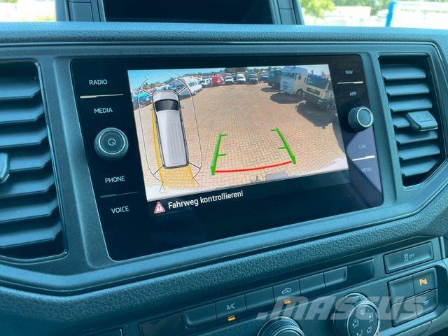 Volkswagen Crafter 35 Maxi KA/ FWD/ AC/ PDC/ Navi/ AHK 3.0t Furgonetas cerradas