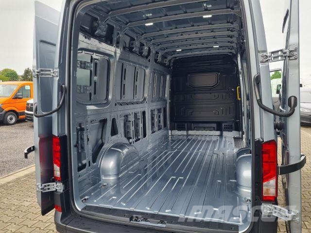 Volkswagen Crafter 35 Kasten L4H3 AG AHK KLIMA PDC TEMPOMAT شاحنة مقفلة