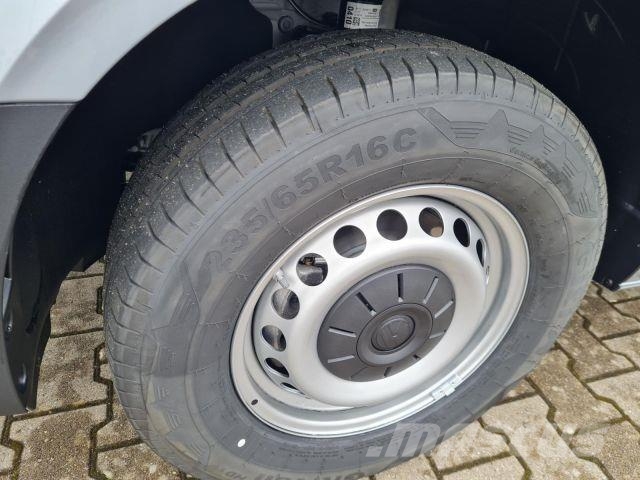 Volkswagen Crafter 35 Kasten L4H3 AG AHK KLIMA PDC TEMPOMAT شاحنة مقفلة