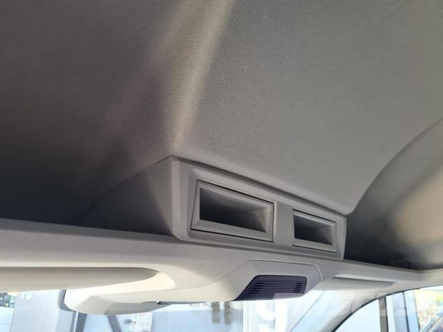 Volkswagen Crafter 35 Kasten L3H3 AG KLIMA KOMFORT PDC TEMP شاحنة مقفلة