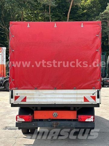 Volkswagen Crafter 4x2 Pritsche+Plane 5t. Camiones de caja de lona