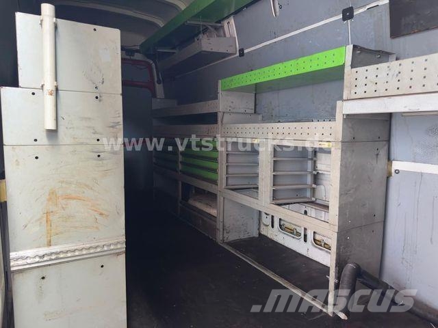 Volkswagen Crafter Kasten 50 L4H3 extralang Superhochdach Panel vanlar