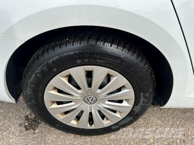Volkswagen Golf VII Variant Trendline BMT/Start-Stopp Automobily
