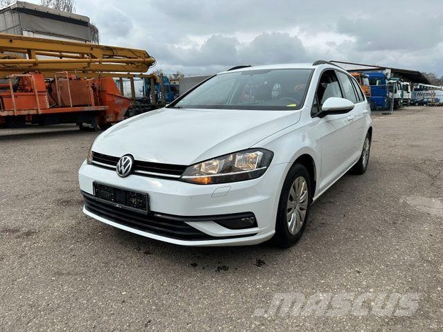 Volkswagen Golf VII Variant Trendline BMT/Start-Stopp Automobily