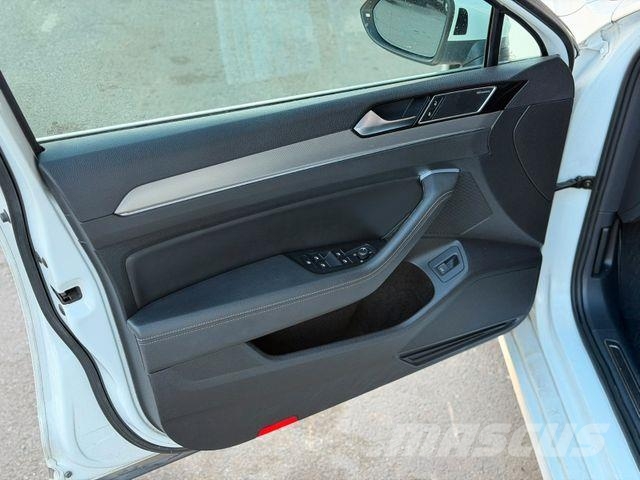 Volkswagen Passat Variant Highline 4Motion BMT/Start-Stop Automobili