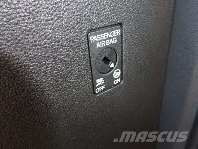Volkswagen Passat Variant 150PS DSG Business Winter Navi سيارات