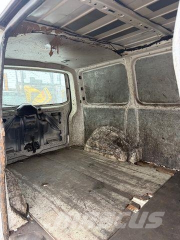Volkswagen T5 Furgonetas cerradas
