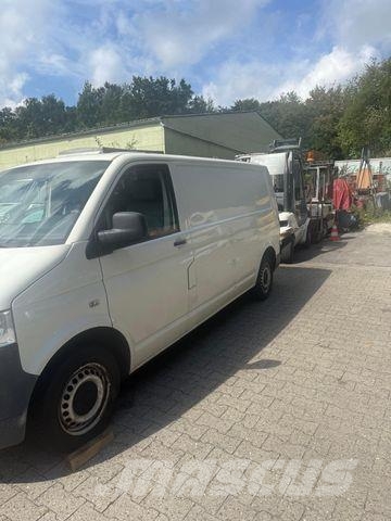 Volkswagen T5,348 Tkm, gute Reifen,gute Bremsen Varebiler