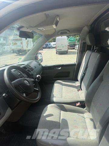 Volkswagen T5,348 Tkm, gute Reifen,gute Bremsen Varebiler