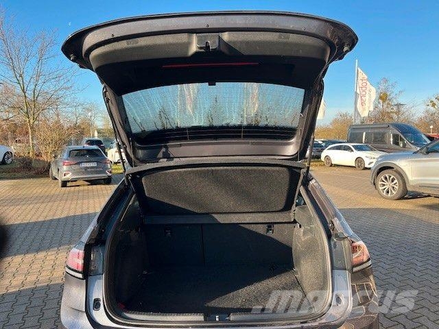 Volkswagen Taigo 110PS DSG Life Navi dig. Cockpit pro سيارات