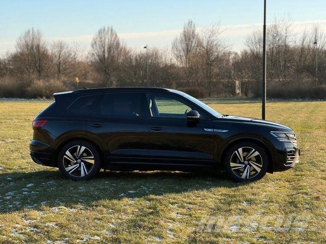 Volkswagen Touareg R-Line 4Motion Pick up/Dropside
