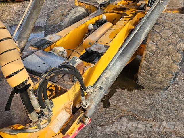 Volvo A 30 D *2003*24.091 h*CE*6x6*Heckklappe*Kamera*K Zglobni demperji