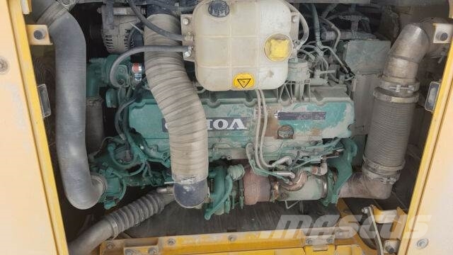 Volvo Ec 250 DNL mit Neu Long REach Arm 16 m Raupenbagger