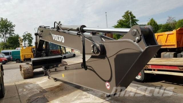 Volvo Ec 250 DNL mit Neu Long REach Arm 16 m Raupenbagger