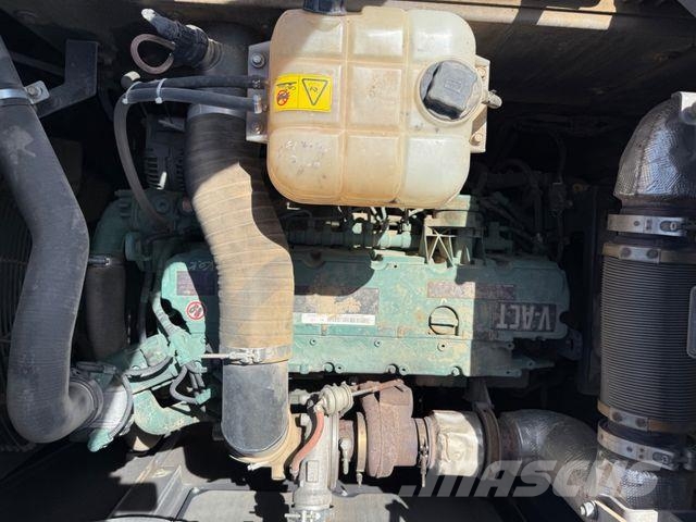 Volvo EC 300 E Verstellausleger SW 48 Excavadoras sobre orugas