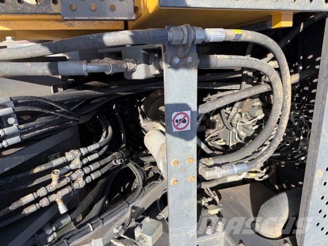 Volvo EC 300 E Verstellausleger SW 48 Excavadoras sobre orugas