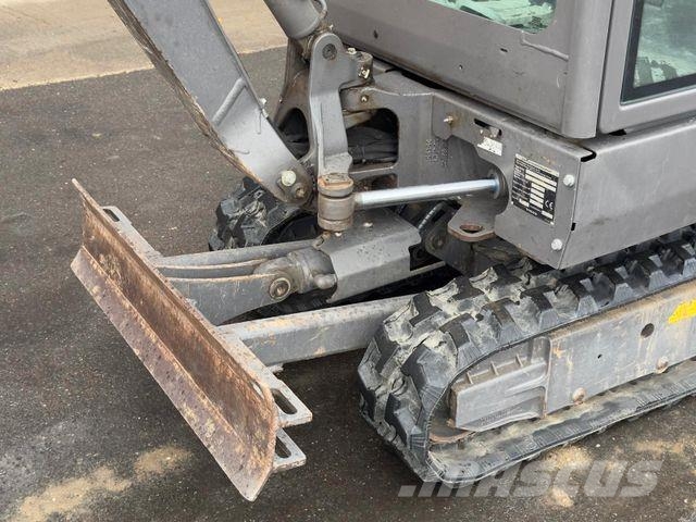 Volvo EC15E 2022 12kw Wechsler &amp; Schwenkschaufel Mini pelle < 7t