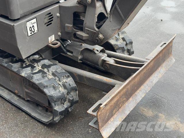 Volvo EC15E 2022 12kw Wechsler &amp; Schwenkschaufel Mini pelle < 7t